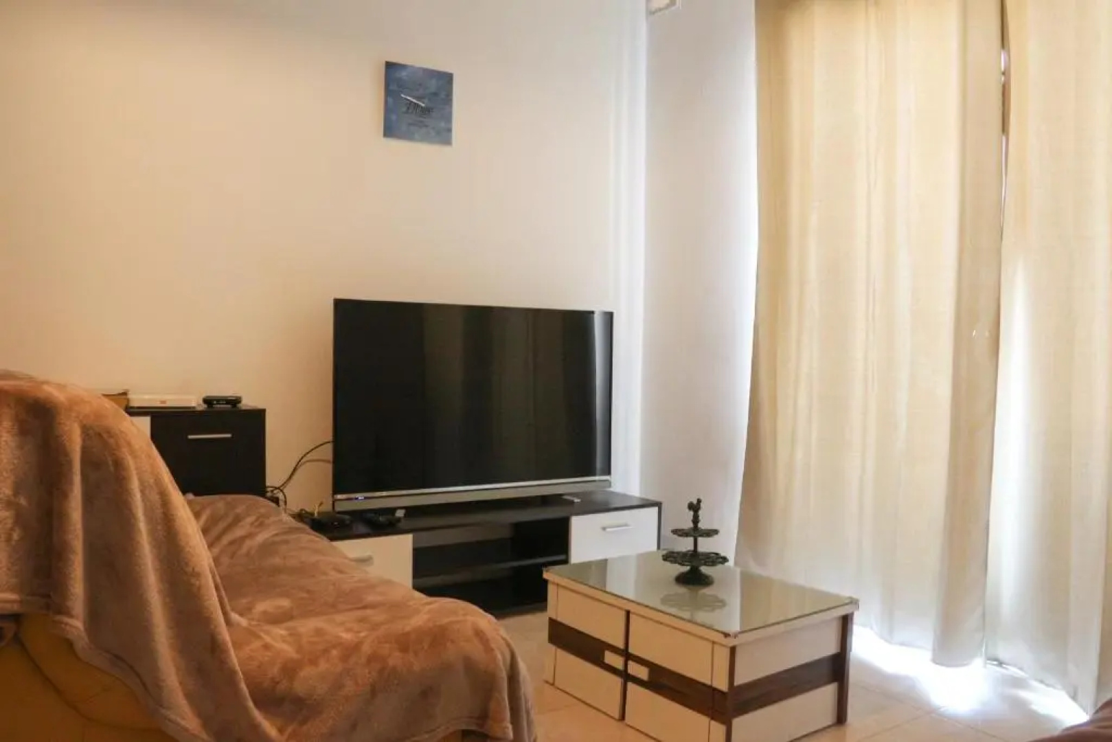 XL Central Home - Sleeps 10 people
