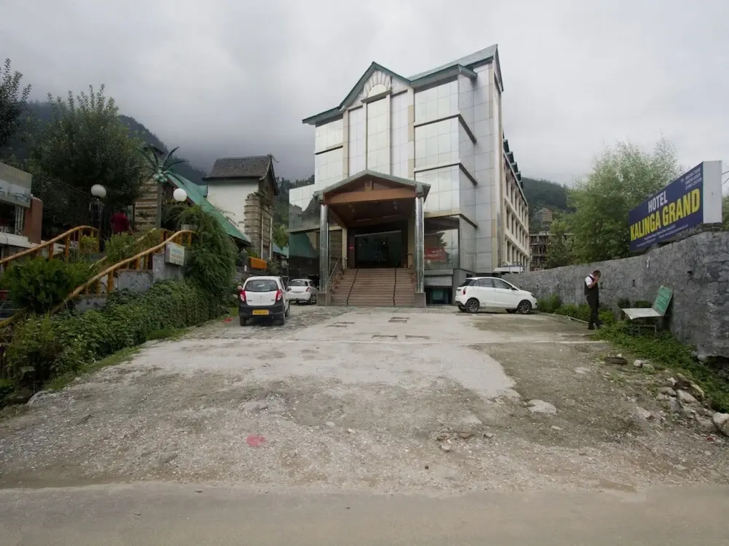 Hotel Kalinga Grand