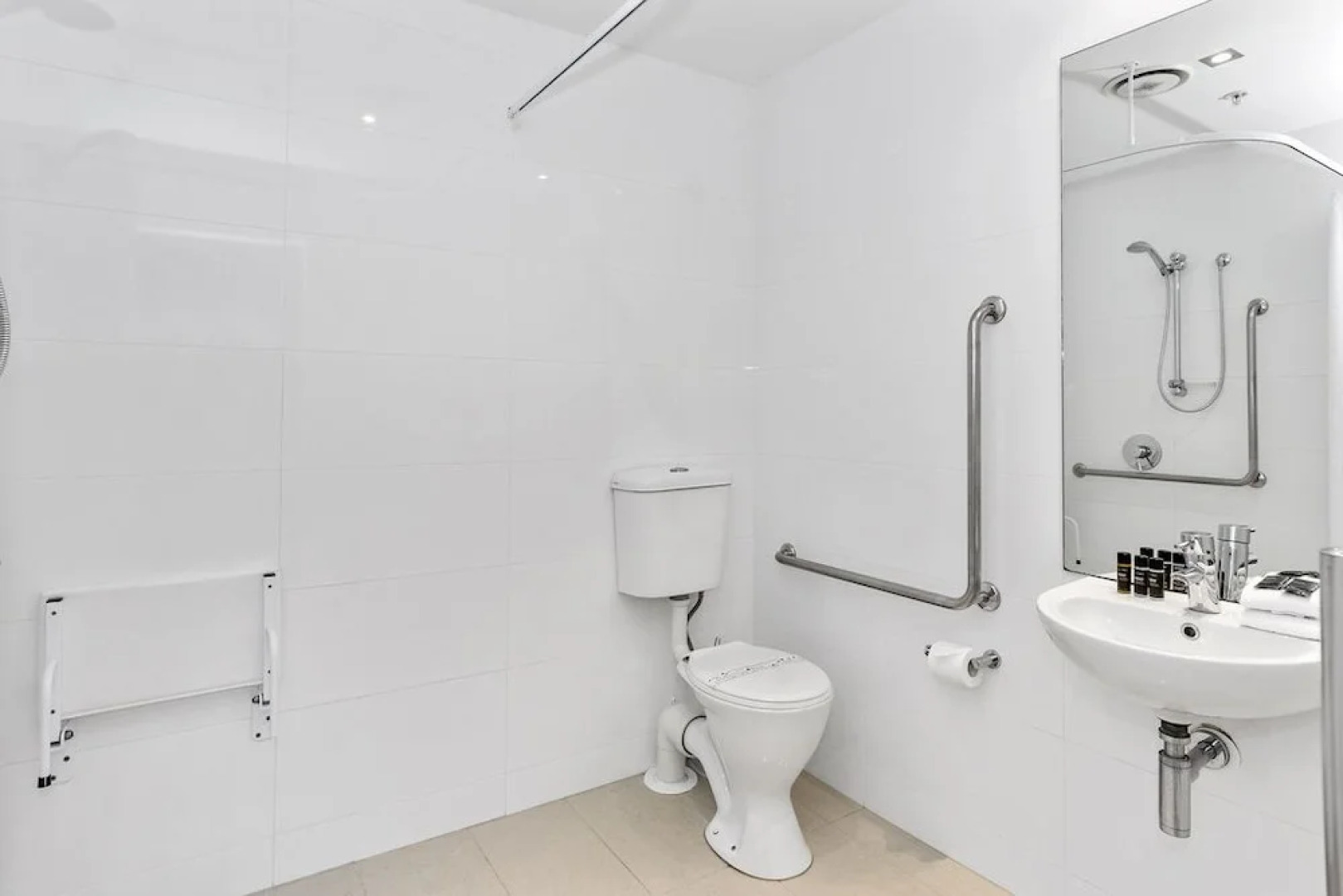 Private 2 Bedroom at the Pacific