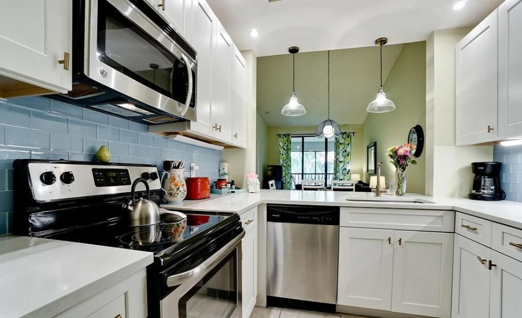 Shorewalk Vacation Villas