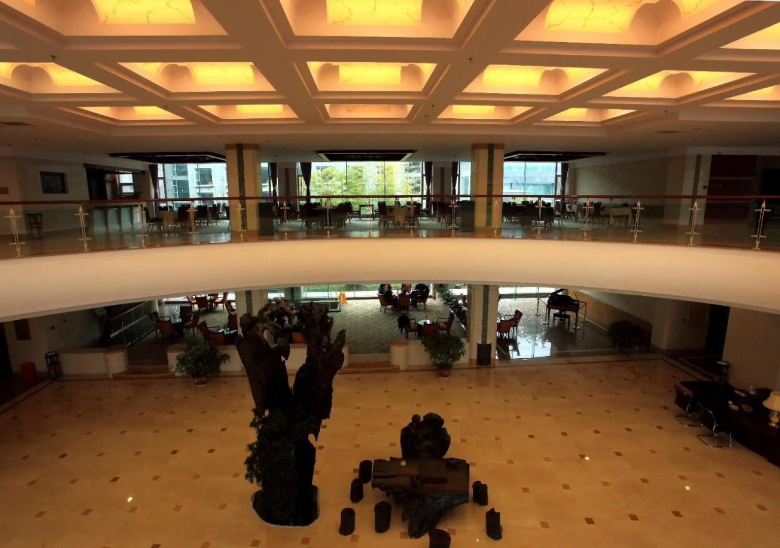 Huasheng Hotel (Chanlin Hot Spring Silver Villa)