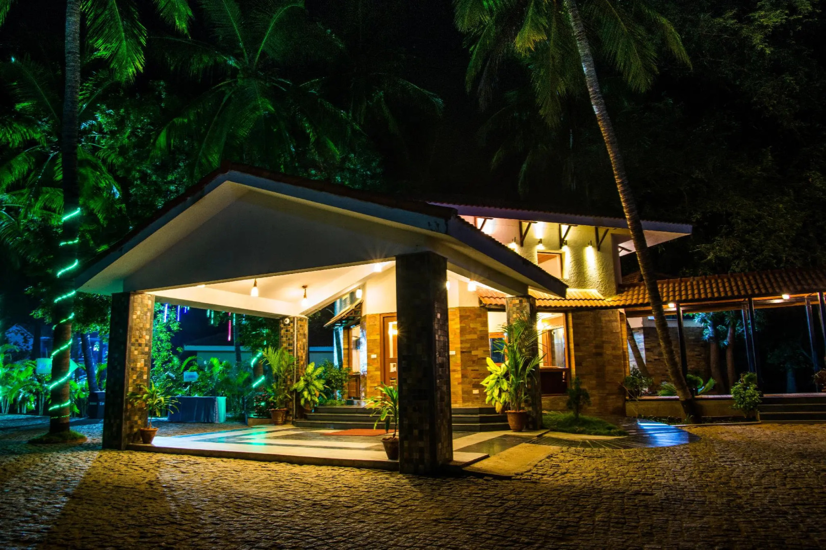 Esthell Village Resort,Mahabalipuram