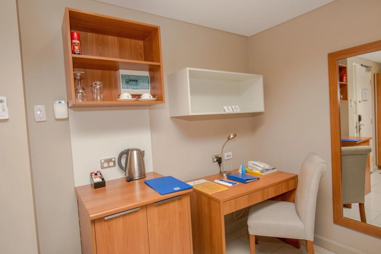 Ela Beach Hotel & Apartments