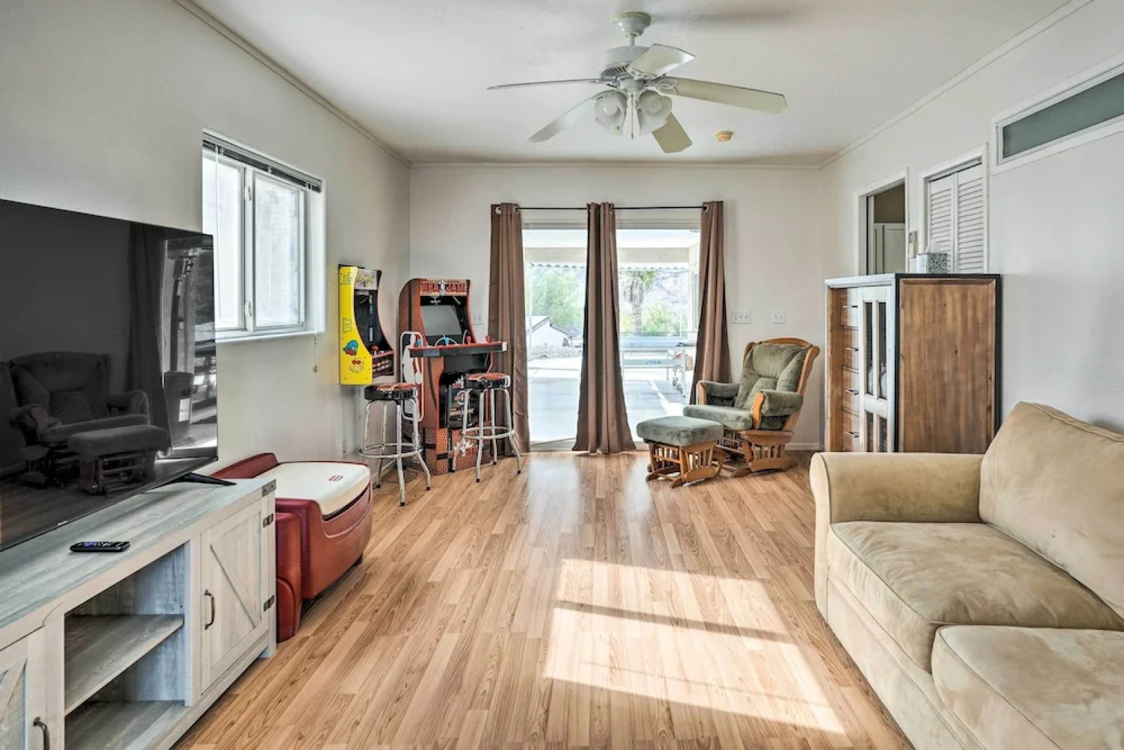 Sun-dappled AZ Abode w/ River & Mtn Views!
