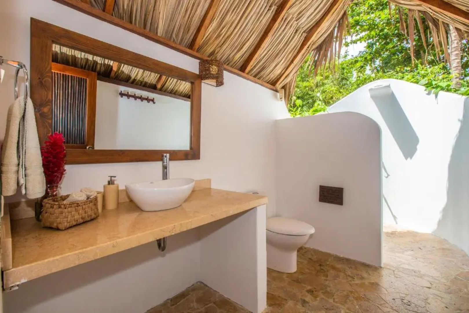 Gitana del Mar Boutique Beach Resort