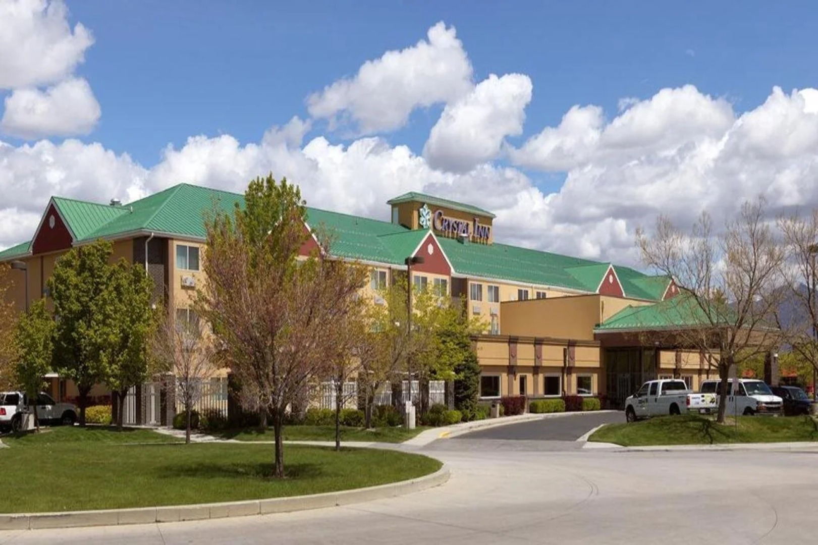 Crystal Inn Hotel & Suites West Valley City