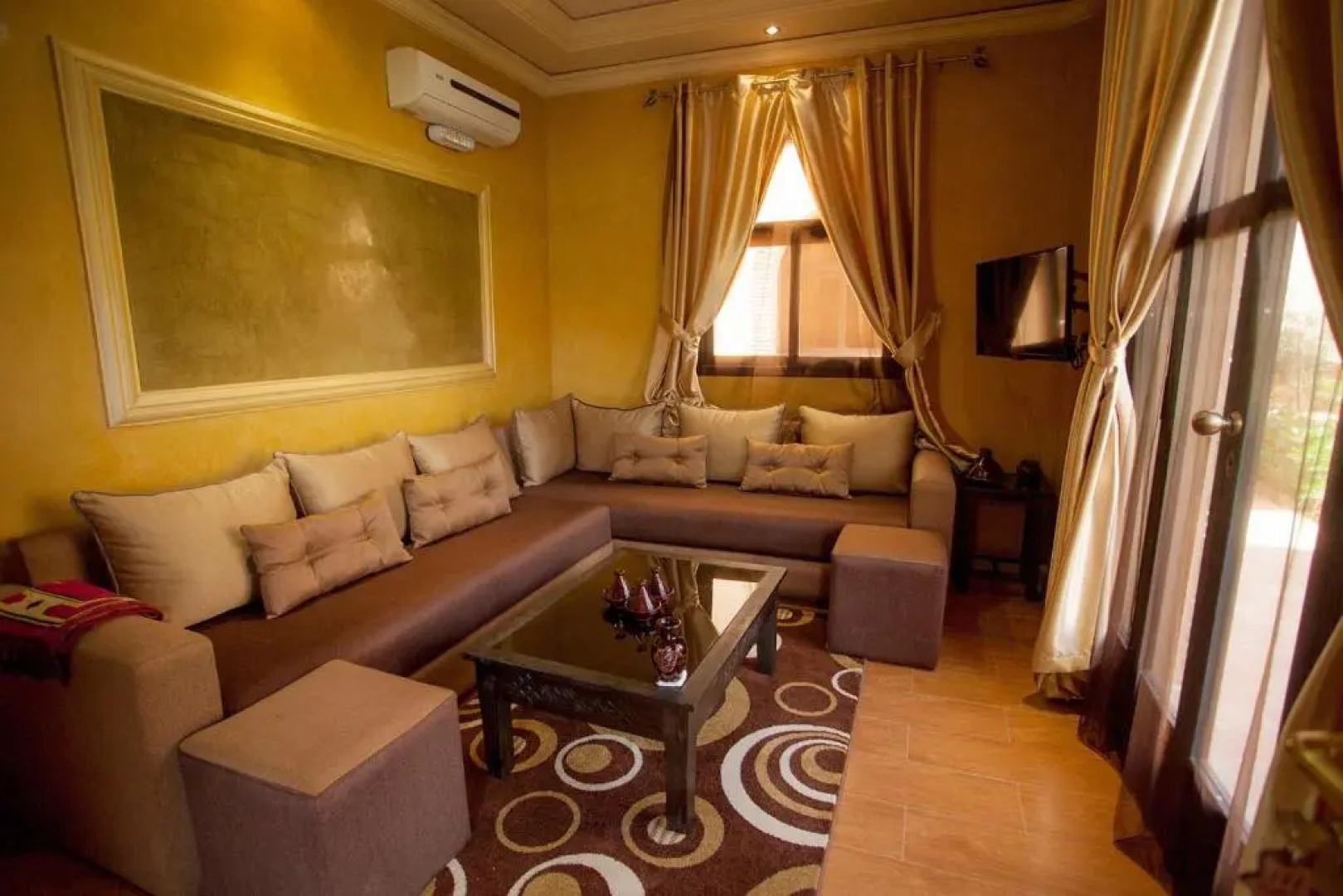 Charming Apartment - Secure and Close to Marrakech No69
