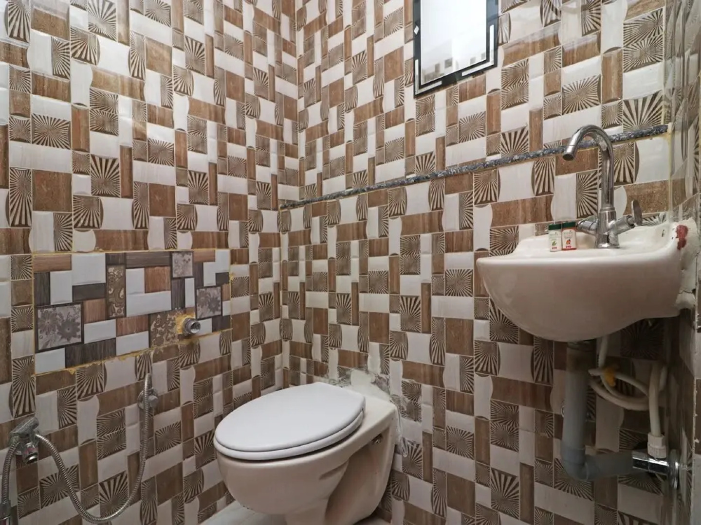 Oyo 16079 Outback Resort