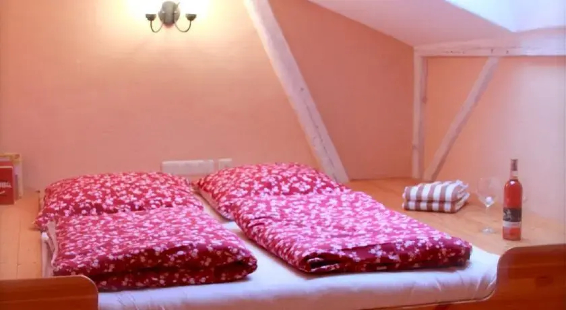 Lehmputzzimmer in der Yogaschule