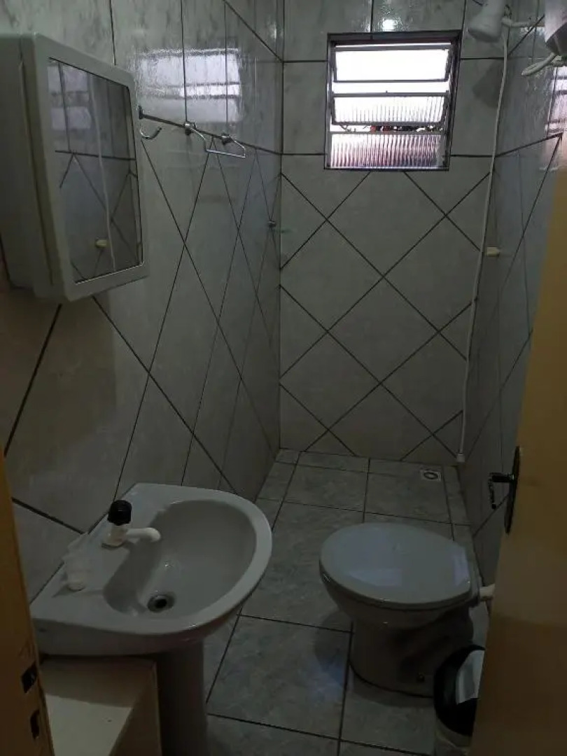 Apartamento com churrasqueira, ótima localização.