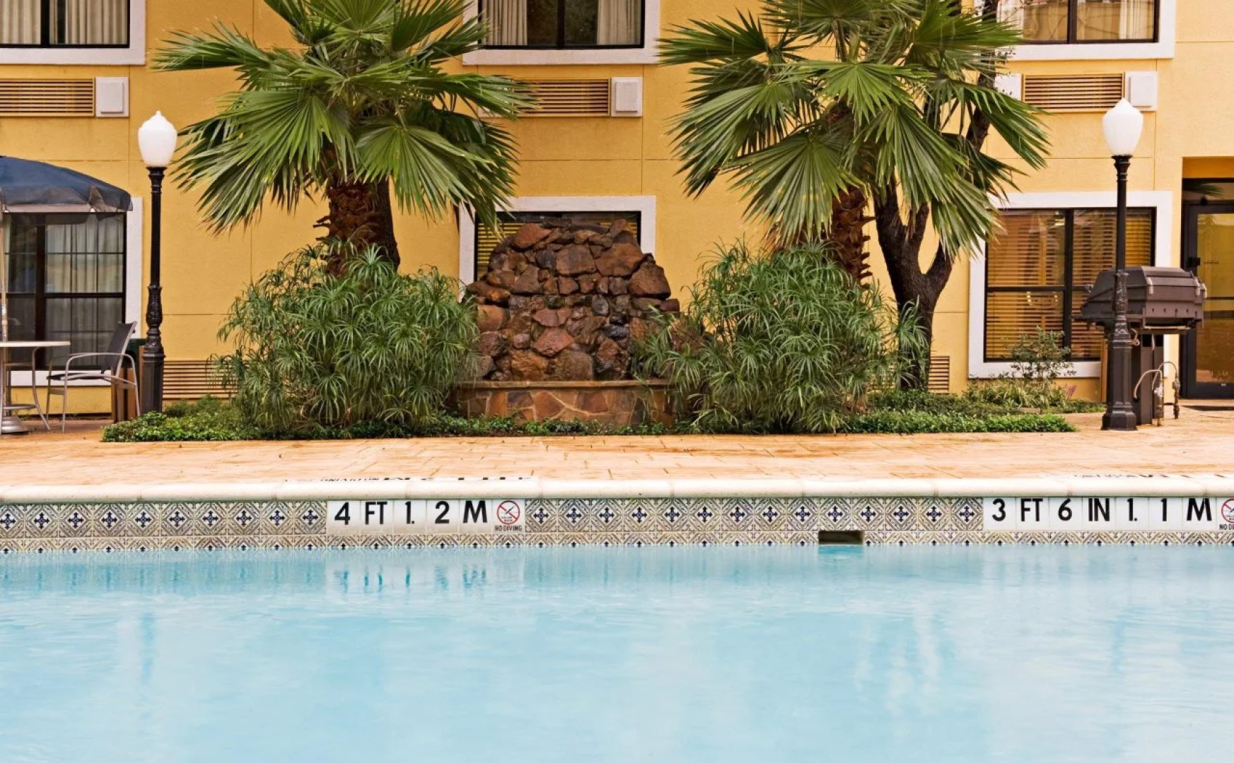 Holiday Inn Express & Suites Irving Dfw Airport North by IHG