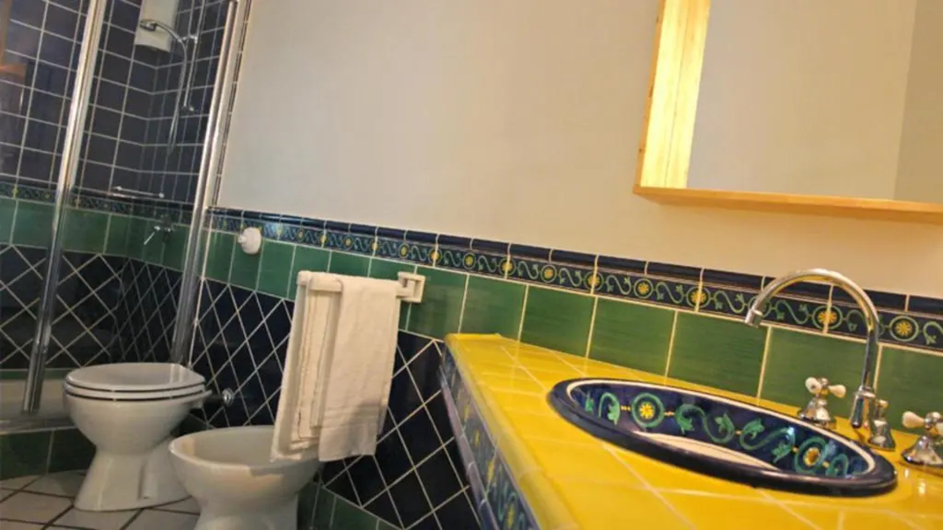 Vacation Service Emiri Bay Villas