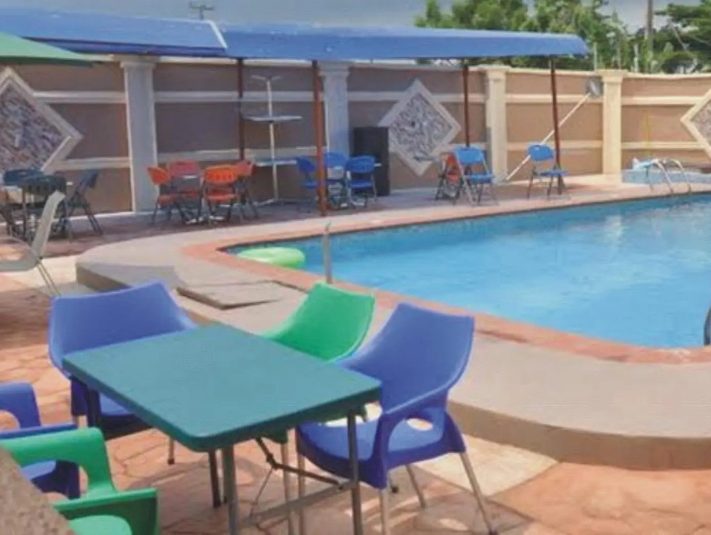 Sheriffyt Royal Hotel And Suites