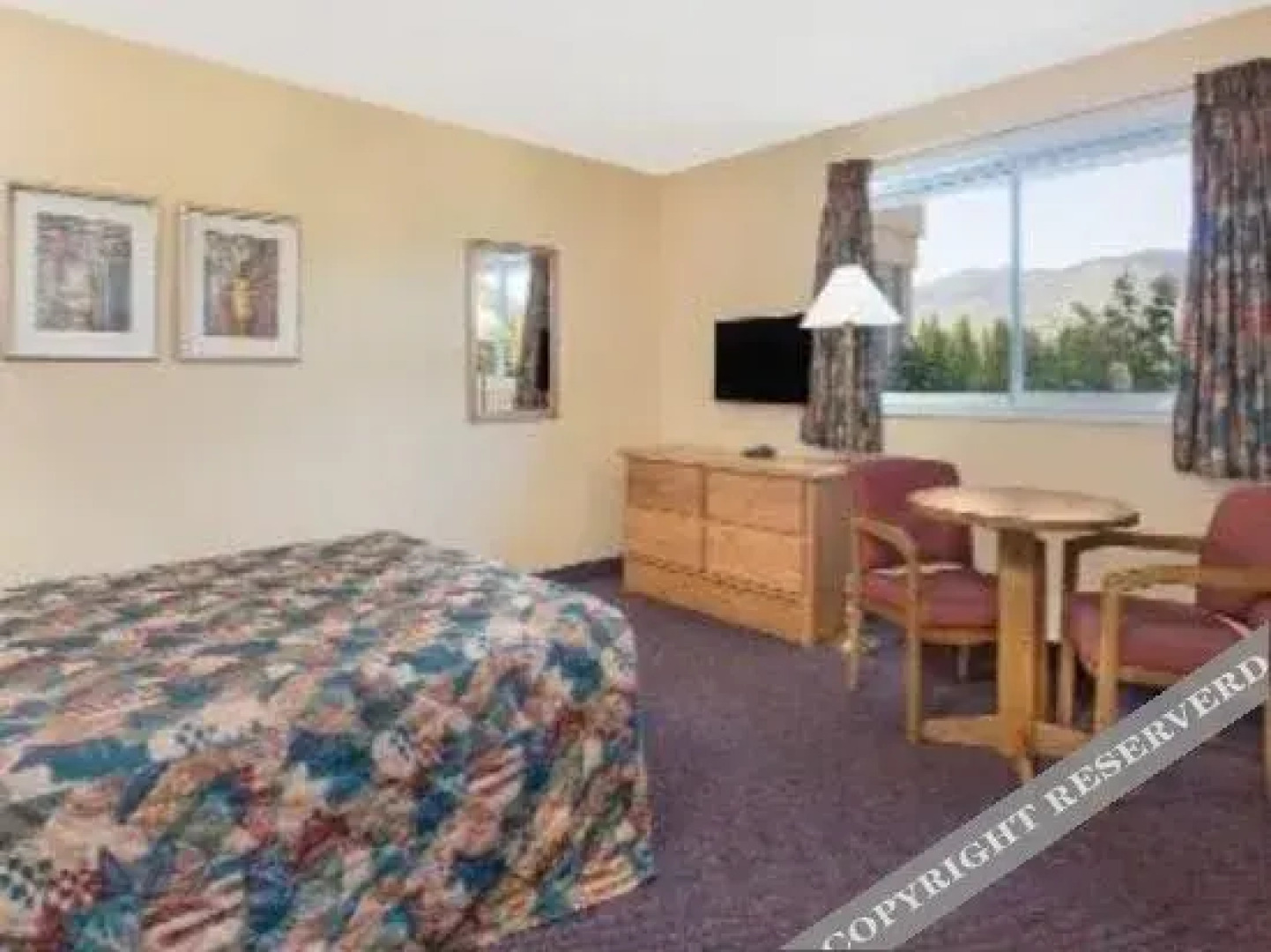 Super 8 Motel - Penticton