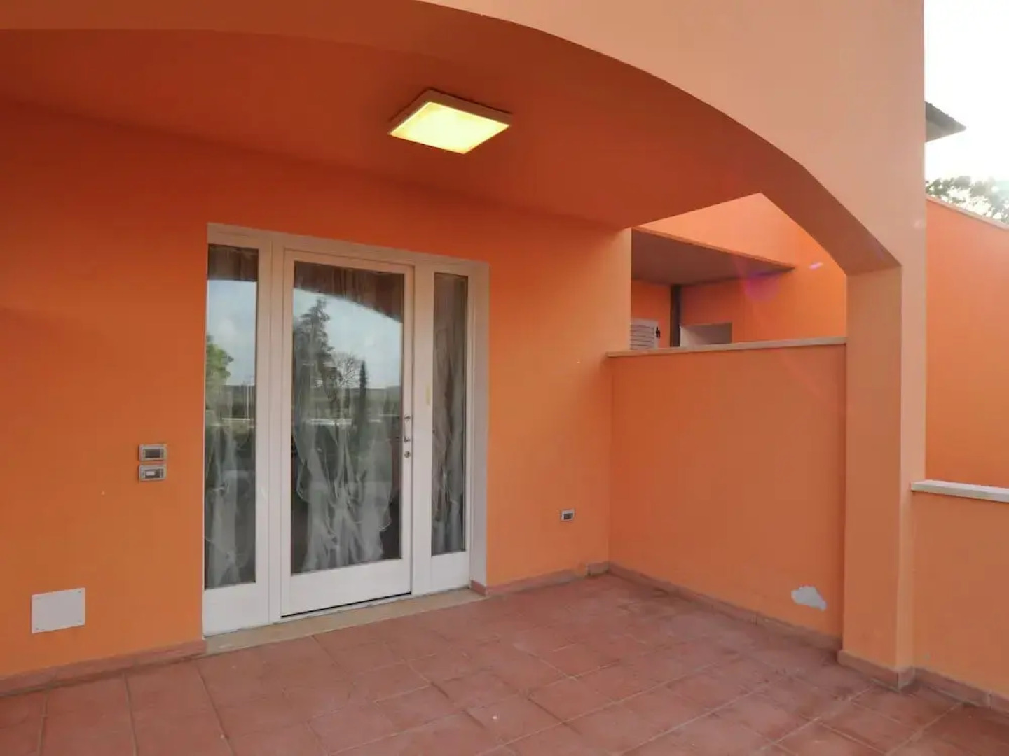 Nice Apartment With a Terrace, Near the Sea