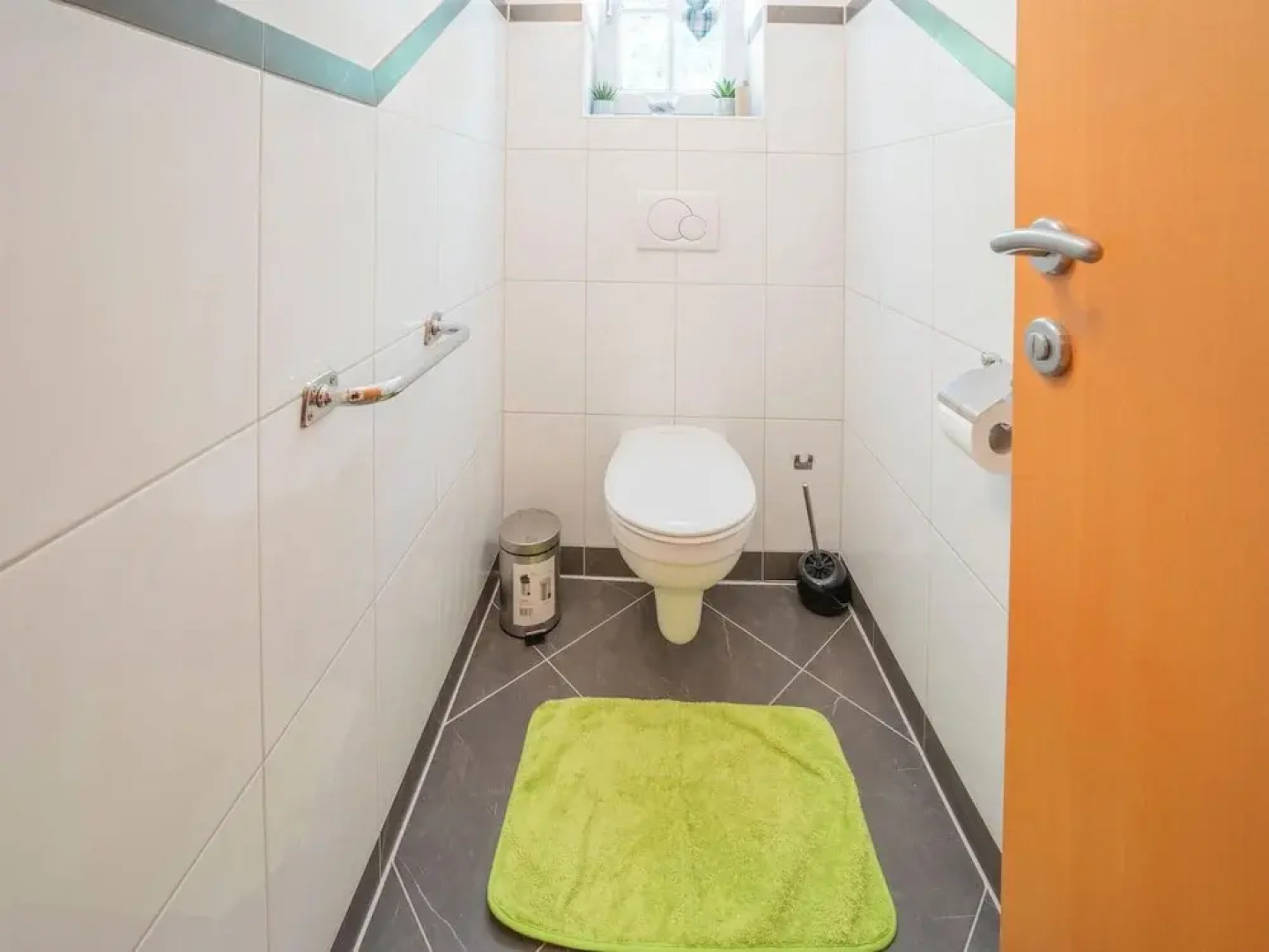 Group Apartment in Reitleben Directly on the Lake