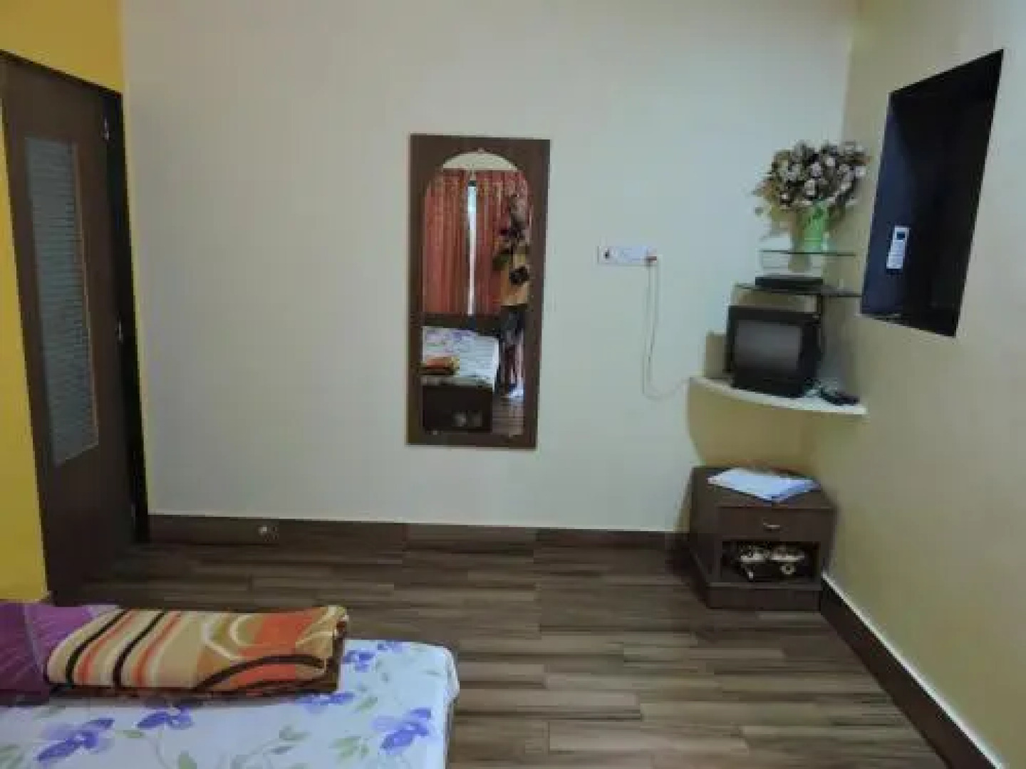 Born 4 Tours# Kaveris nest