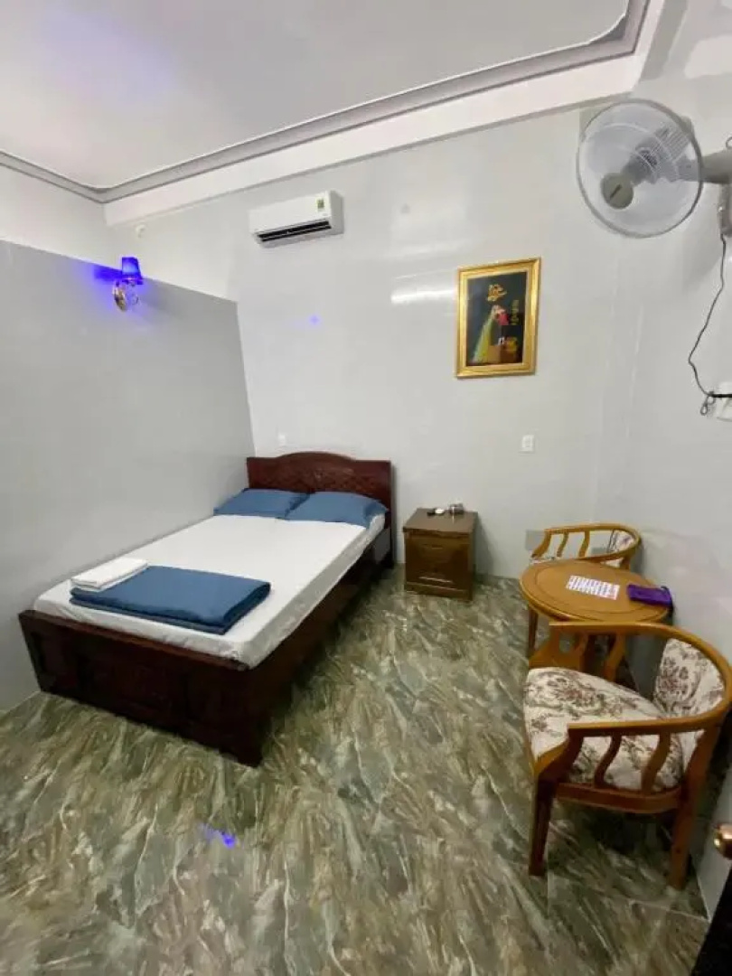 Nhà Nghỉ Duy Tân MOTEL 140 NGUYỄN DU 0353007568