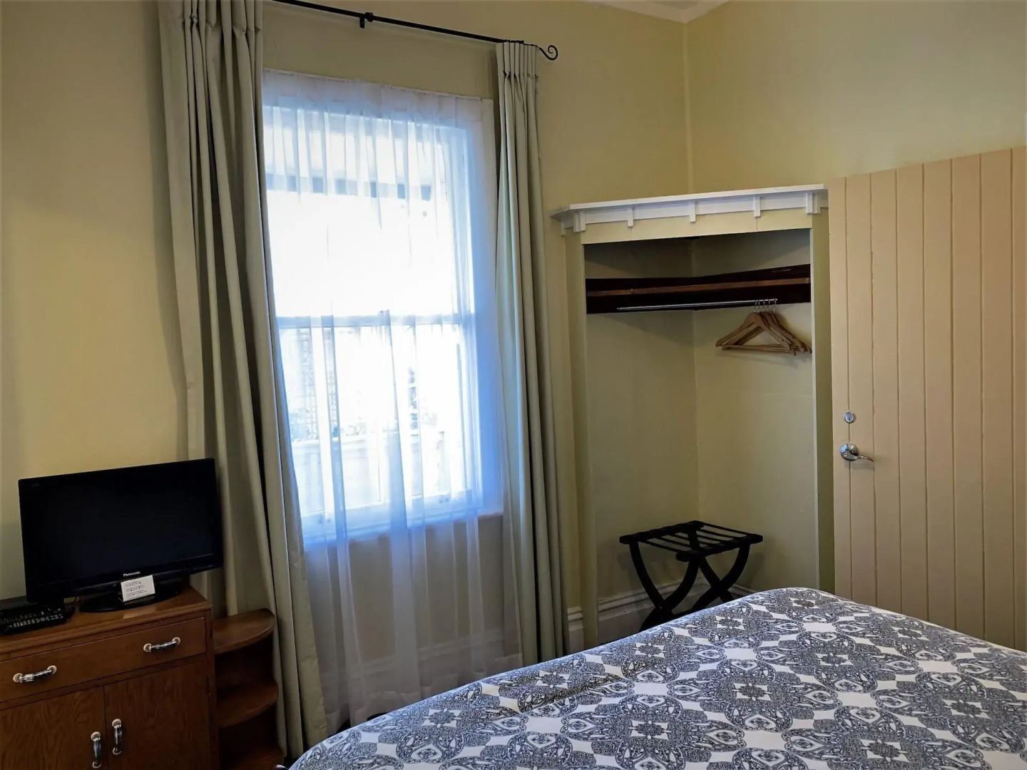 Tongariro Crossing Lodge