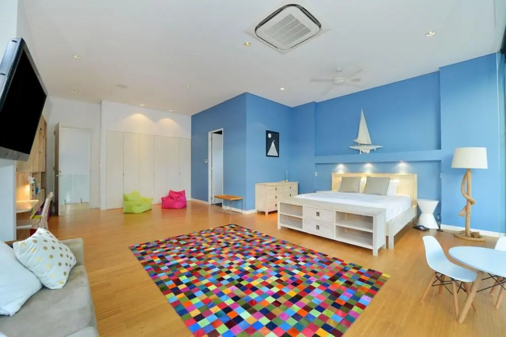 Glass House on the Beach