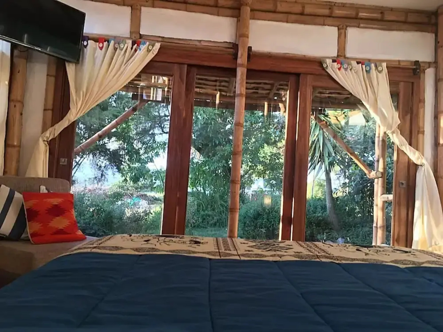 Hostería Colibrí Aeropuerto