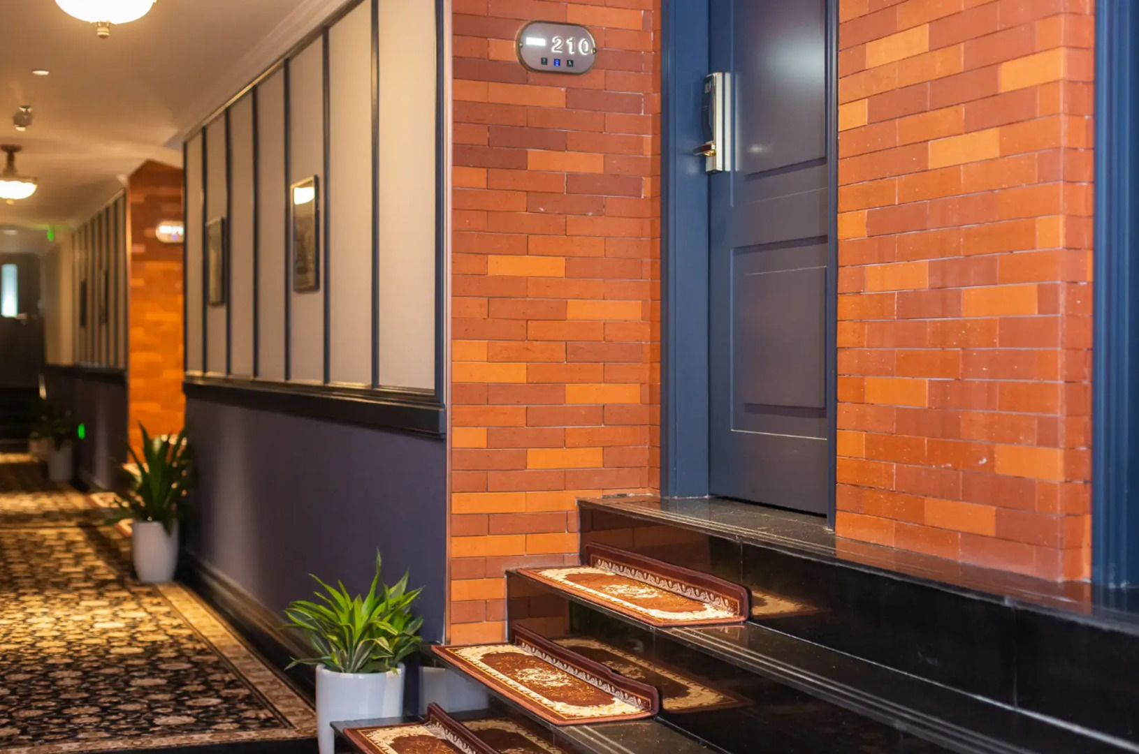 Yiting Zhenshe Hotel (Beijing Qianmen Pedestrian Street)