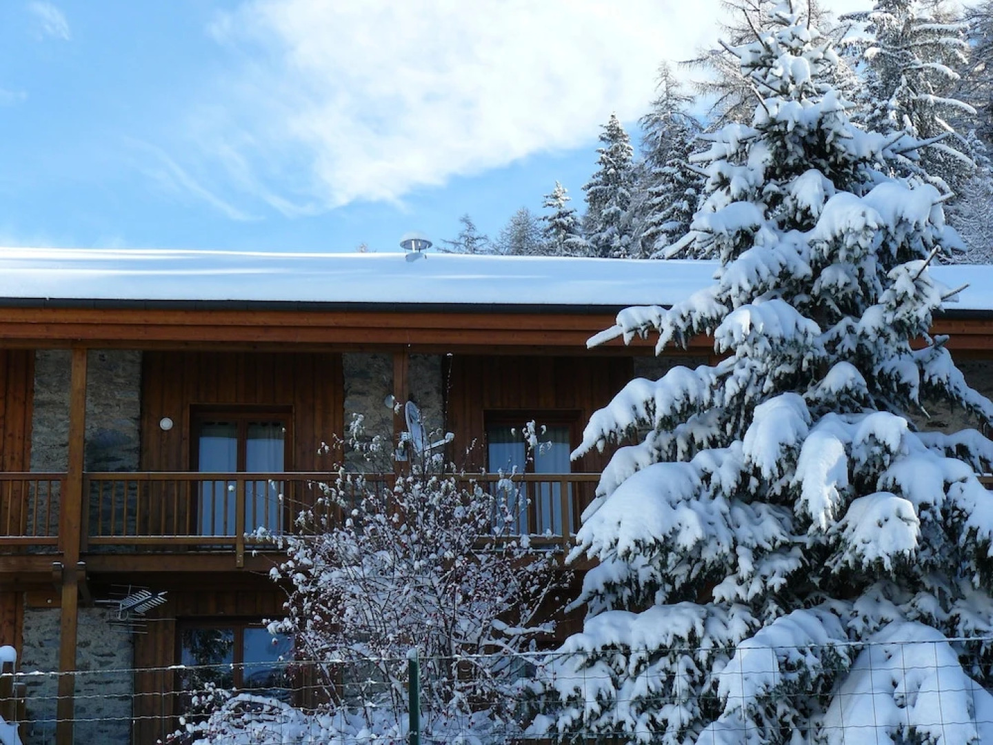 Chalet Village Courbaton