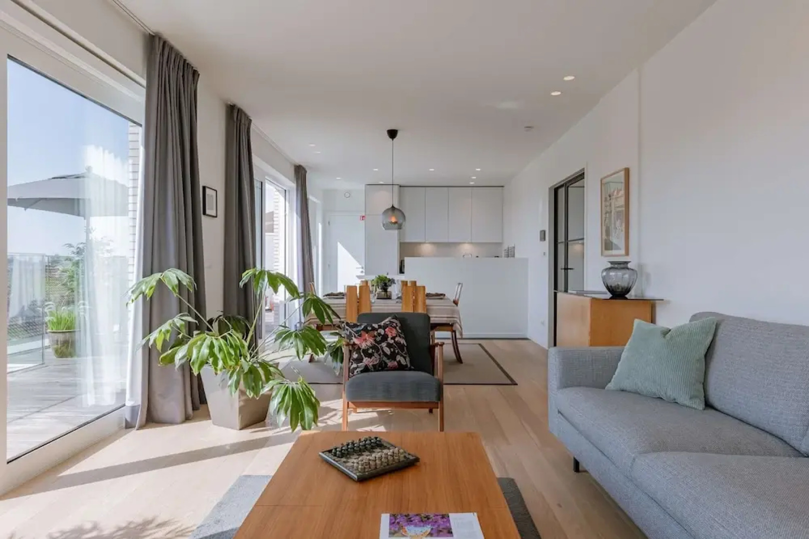 Spacious Apartment in Ghent With big Terrace