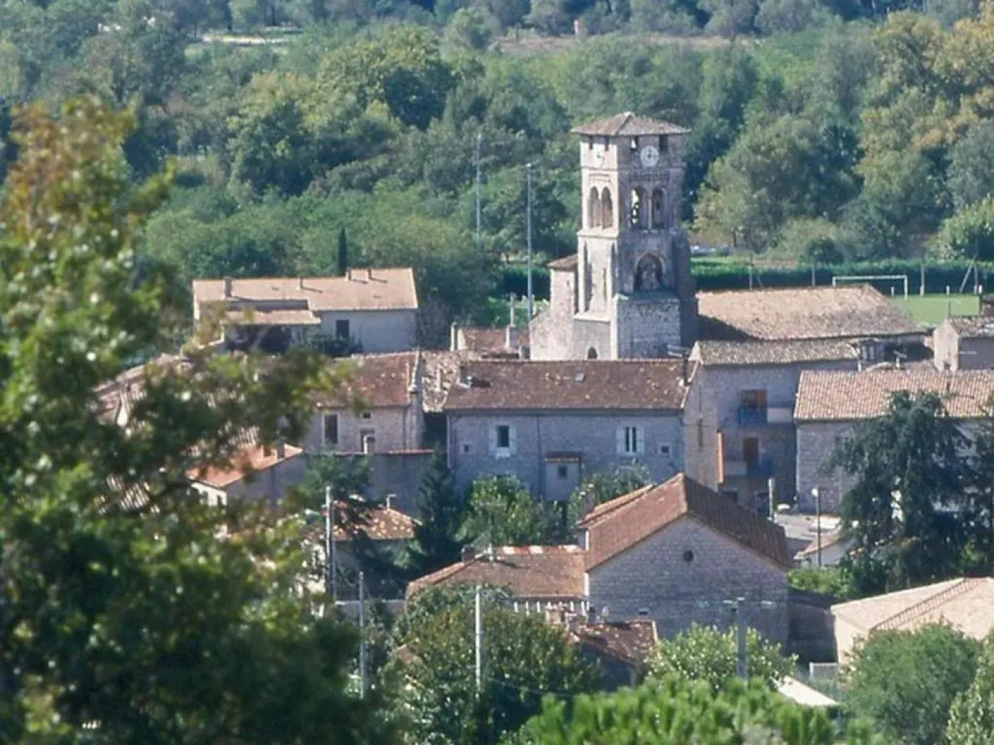 Appartement Ruoms, 1 pièce, 2 personnes - FR-1-382-151