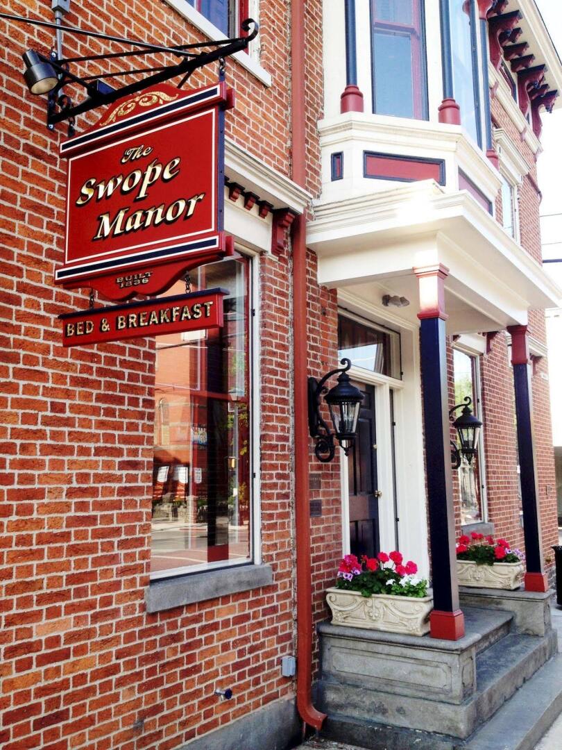 The Swope Manor Bed & Breakfast