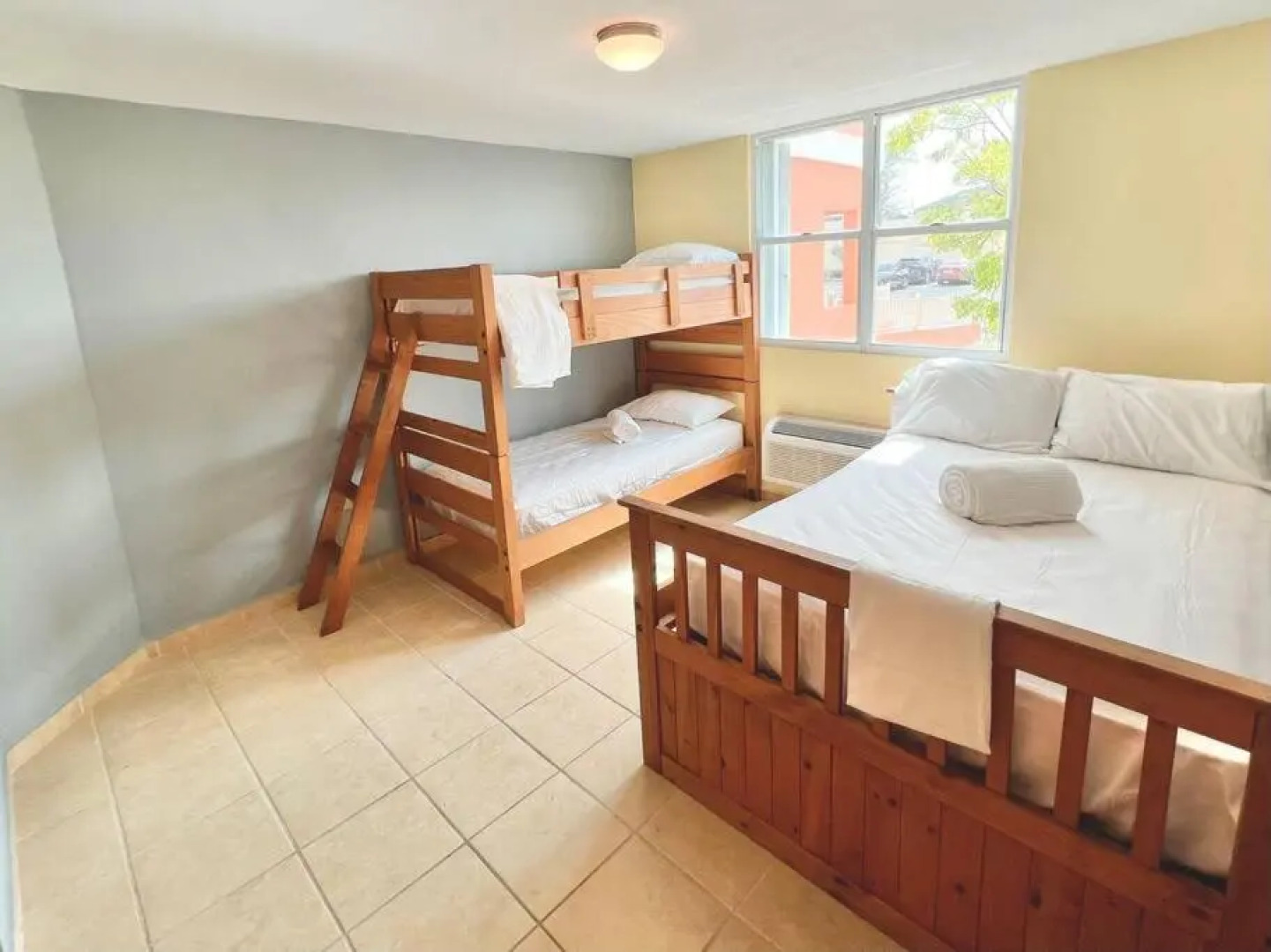 Palomino Island View