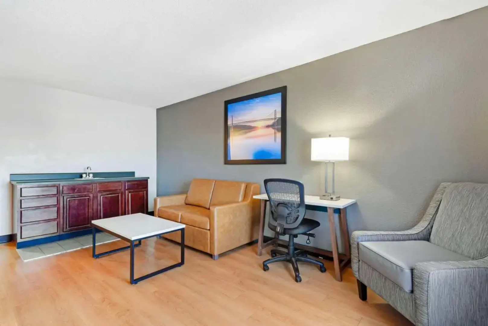 Holiday Inn Express Valley W Point Area