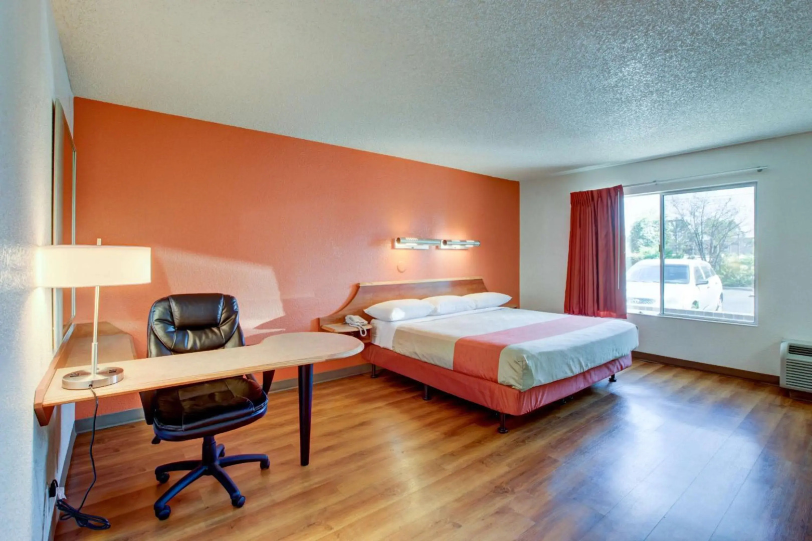 Motel 6 Irvine - Orange County Airport