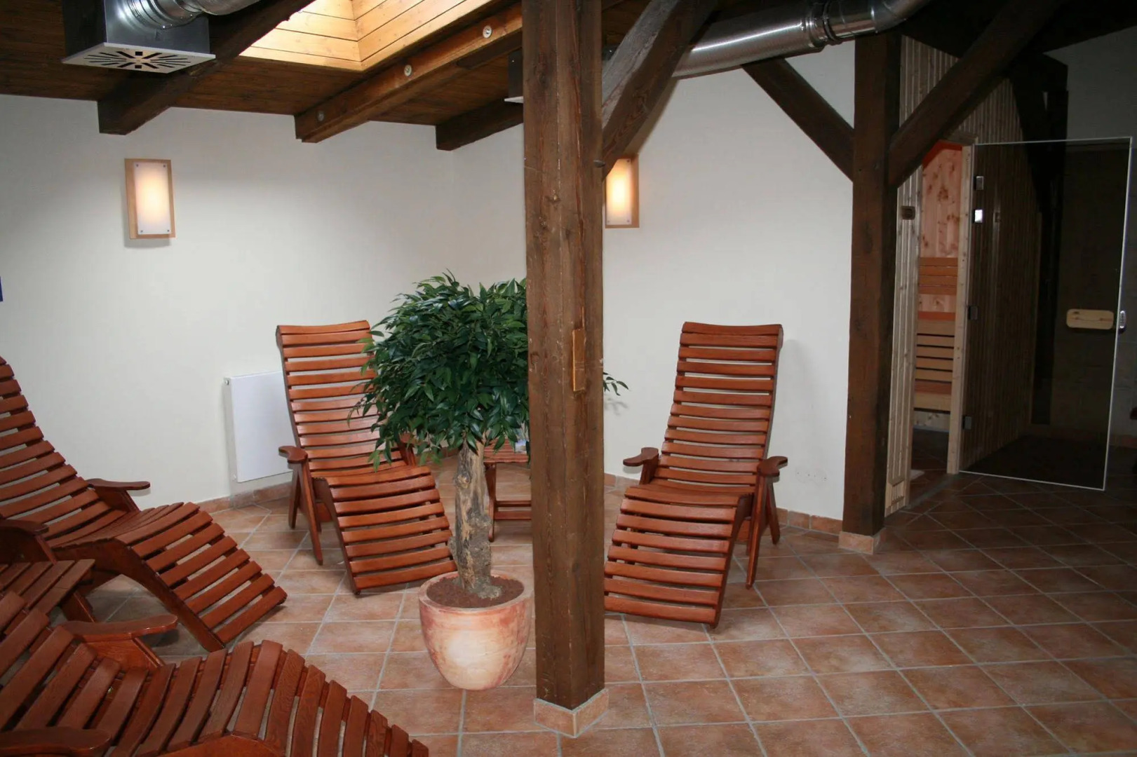 Schloss und Gut Liebenberg