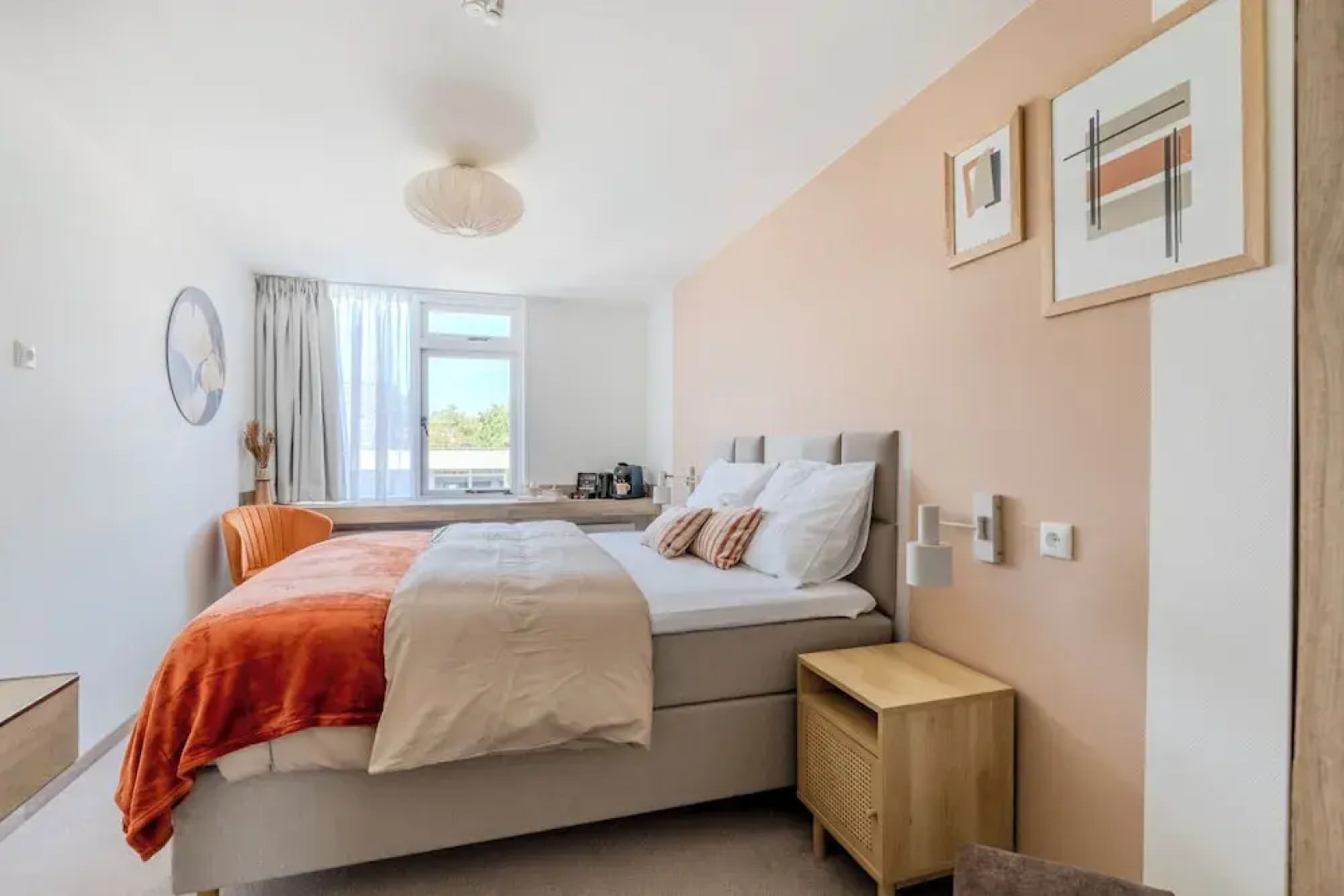 Hotel de Zon anno 1870