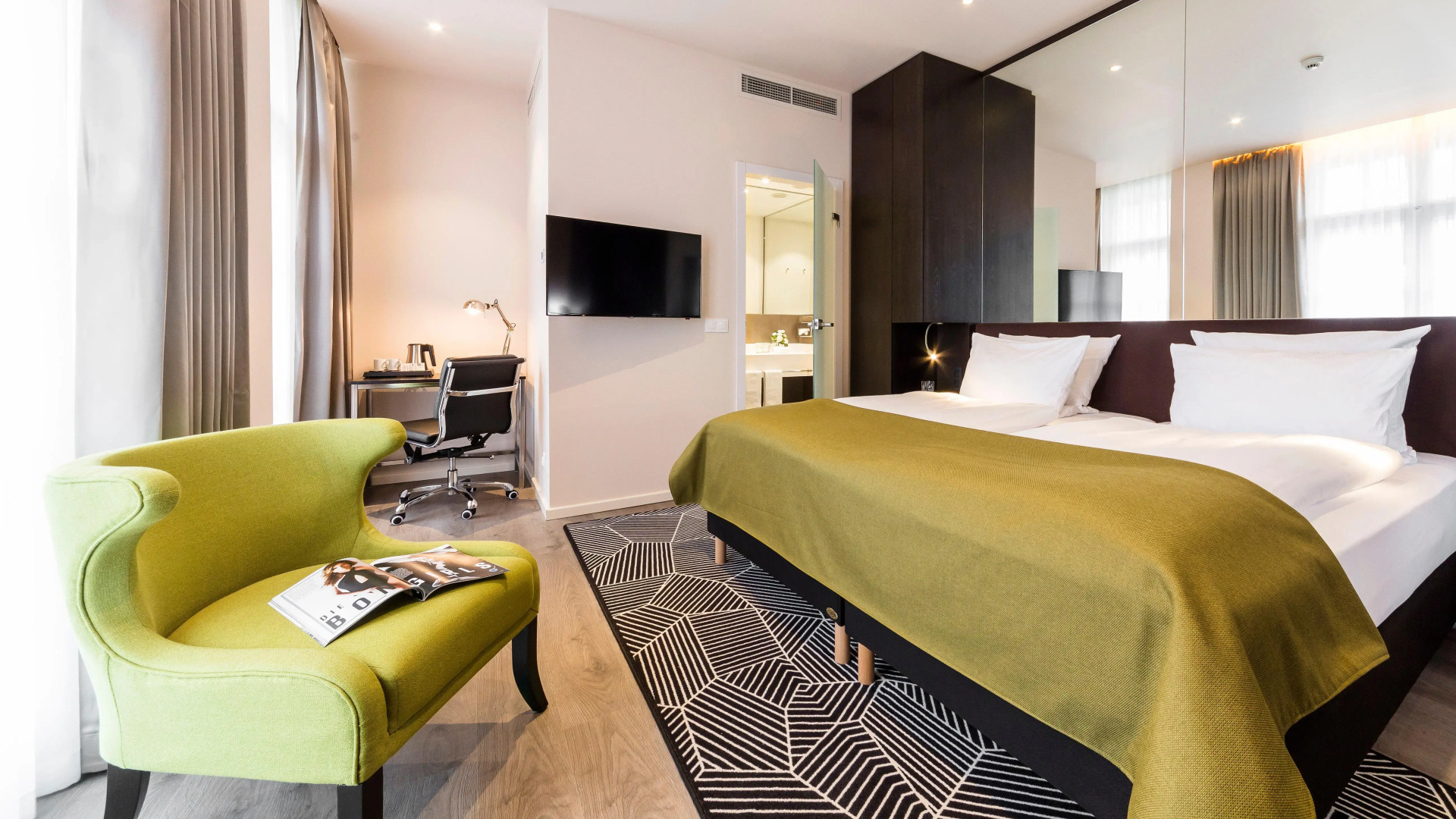 Holiday Inn Dresden - Am Zwinger by IHG