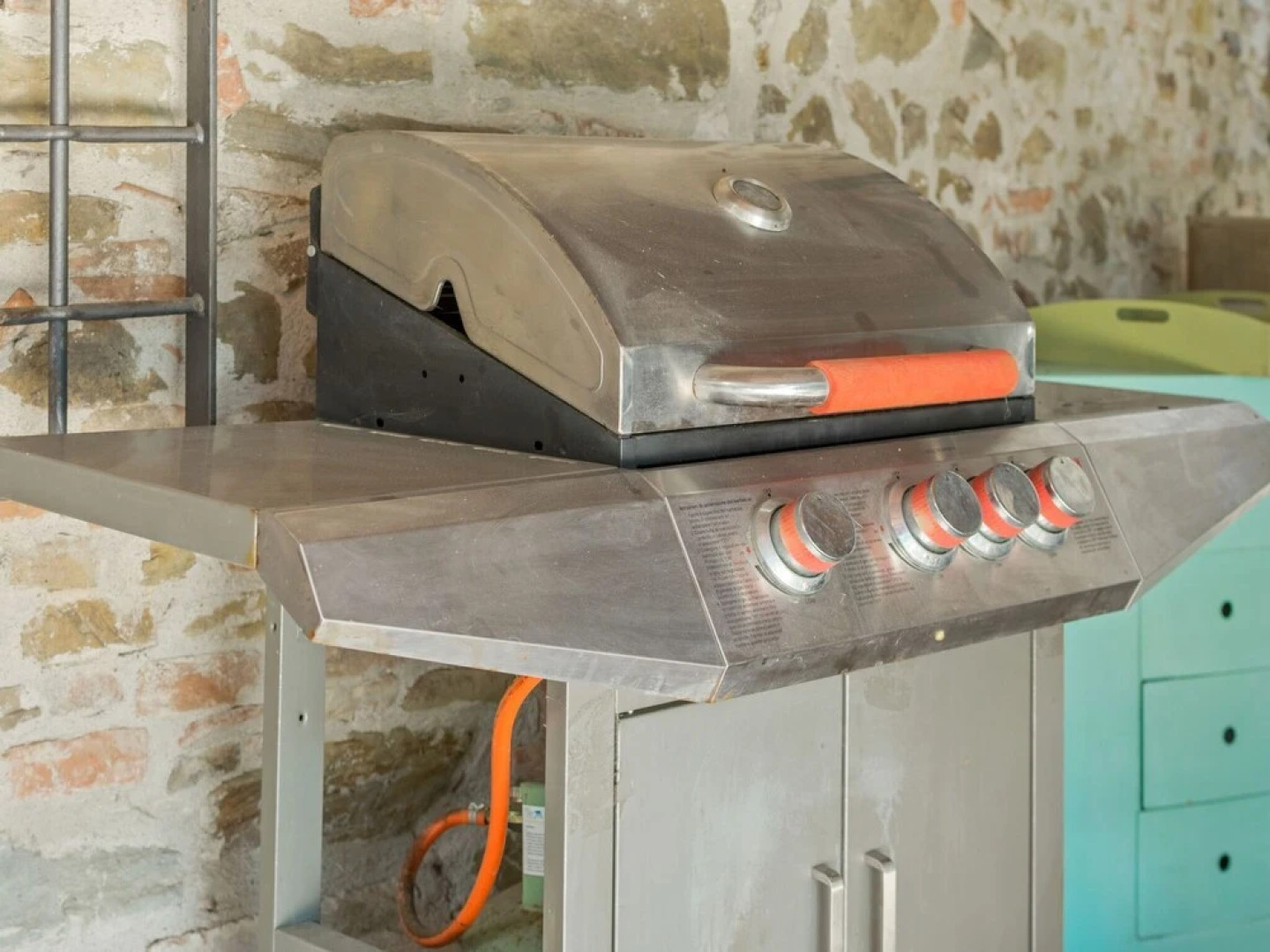 Rustic Holiday Home in Corciano with Swimming Pool