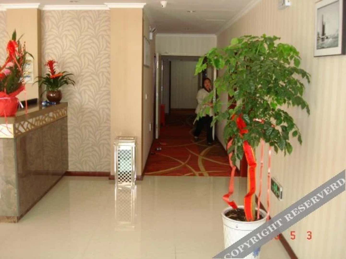 Tairuiyang Business Hostel