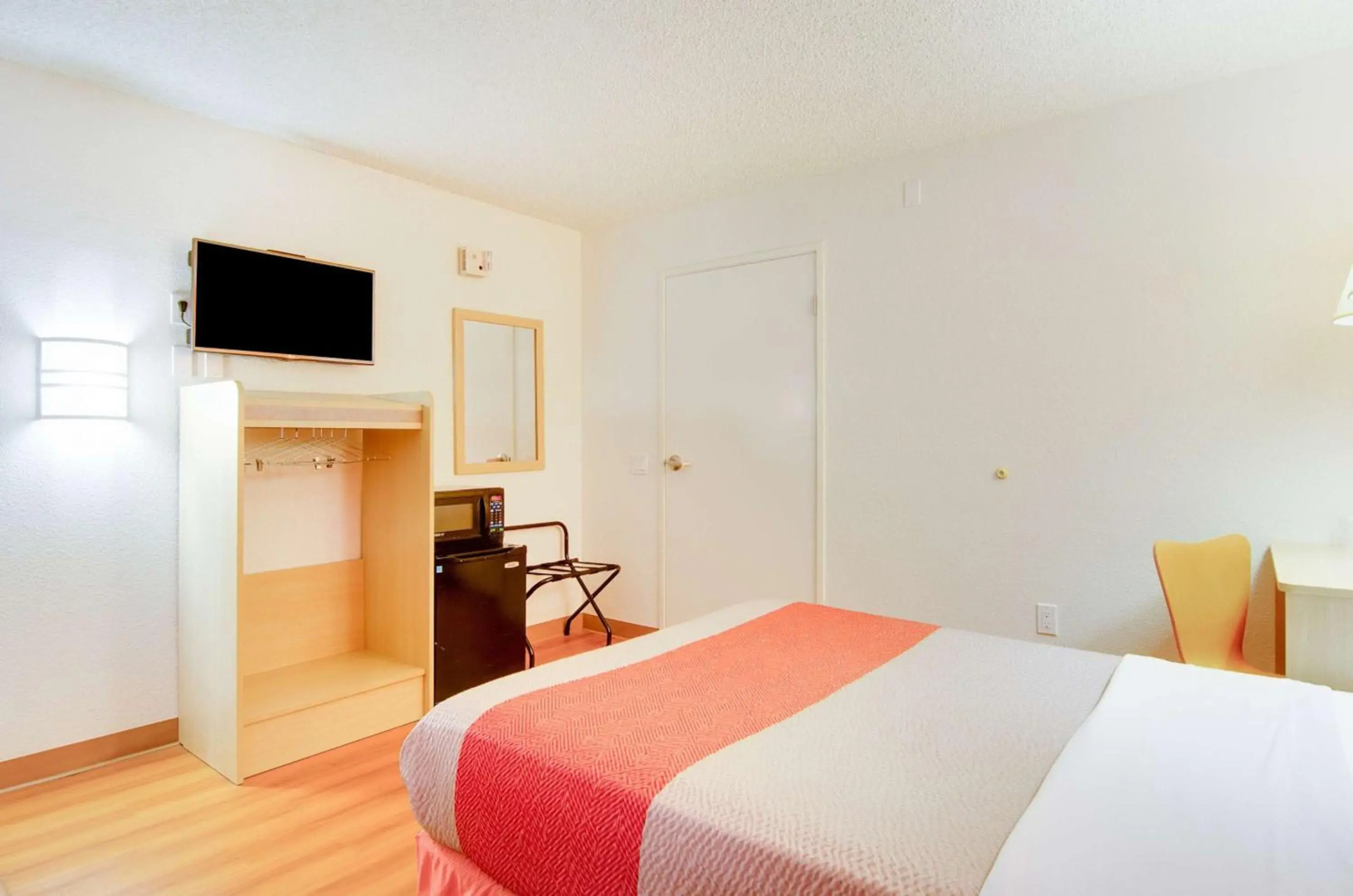 Motel 6 Tacoma, WA - Fife