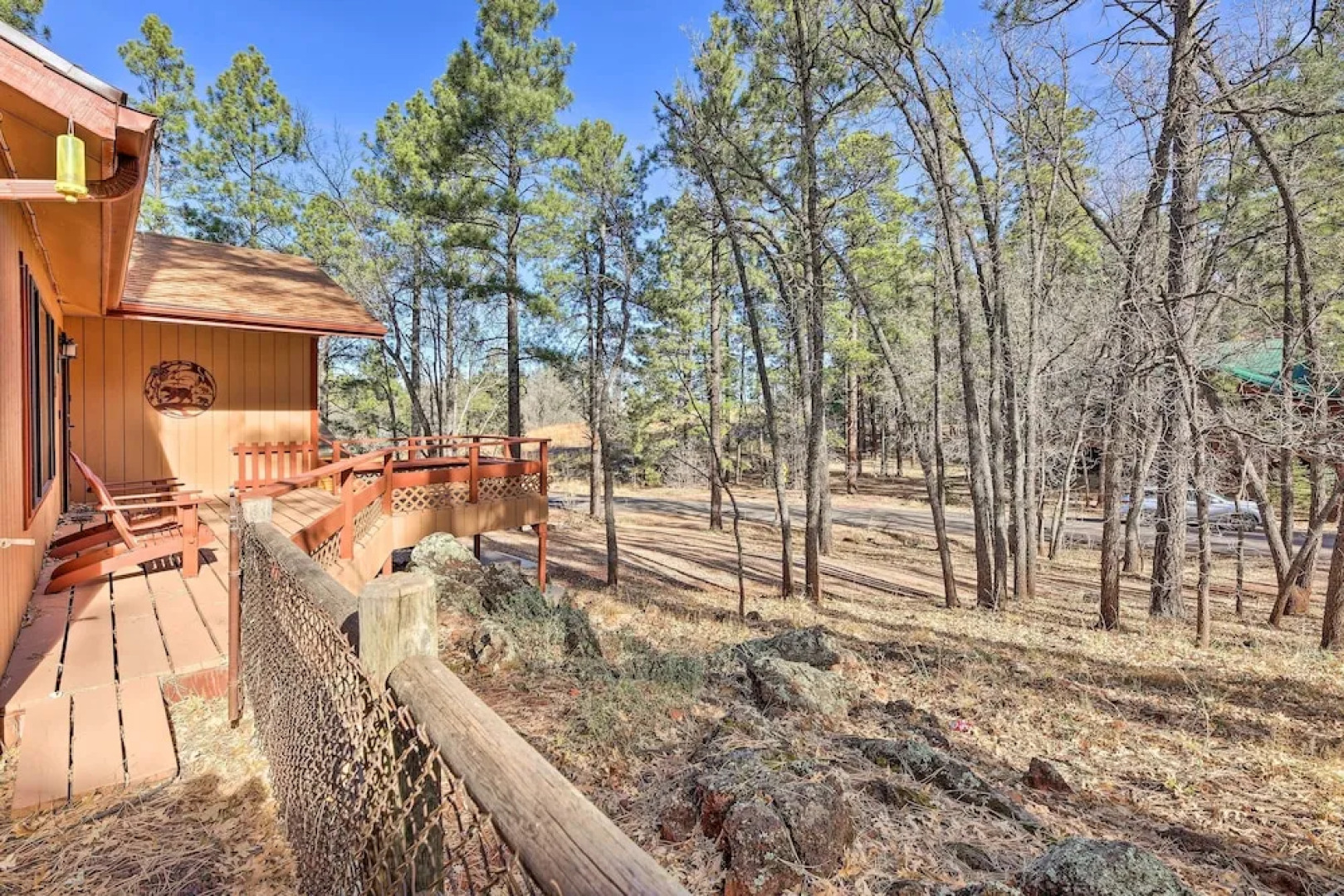 32 Mi to Sunrise Park: White Mountain Retreat