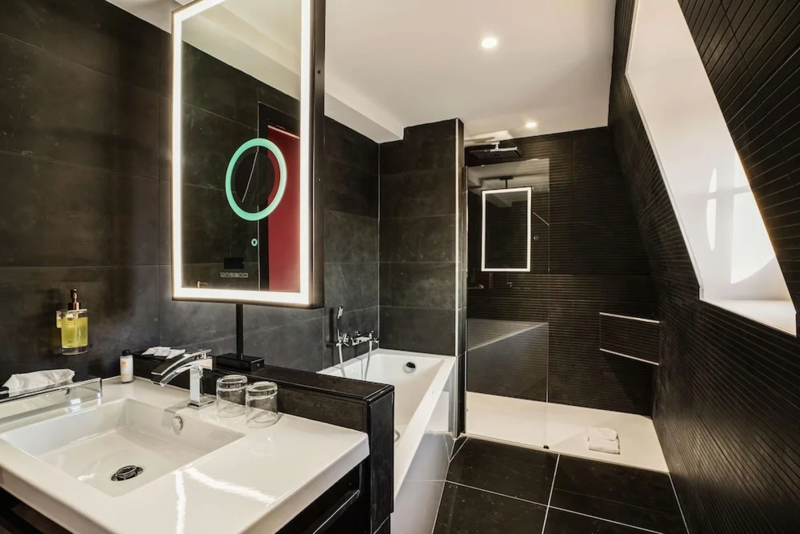 Best Western Premier Hotel de la Cite Royale