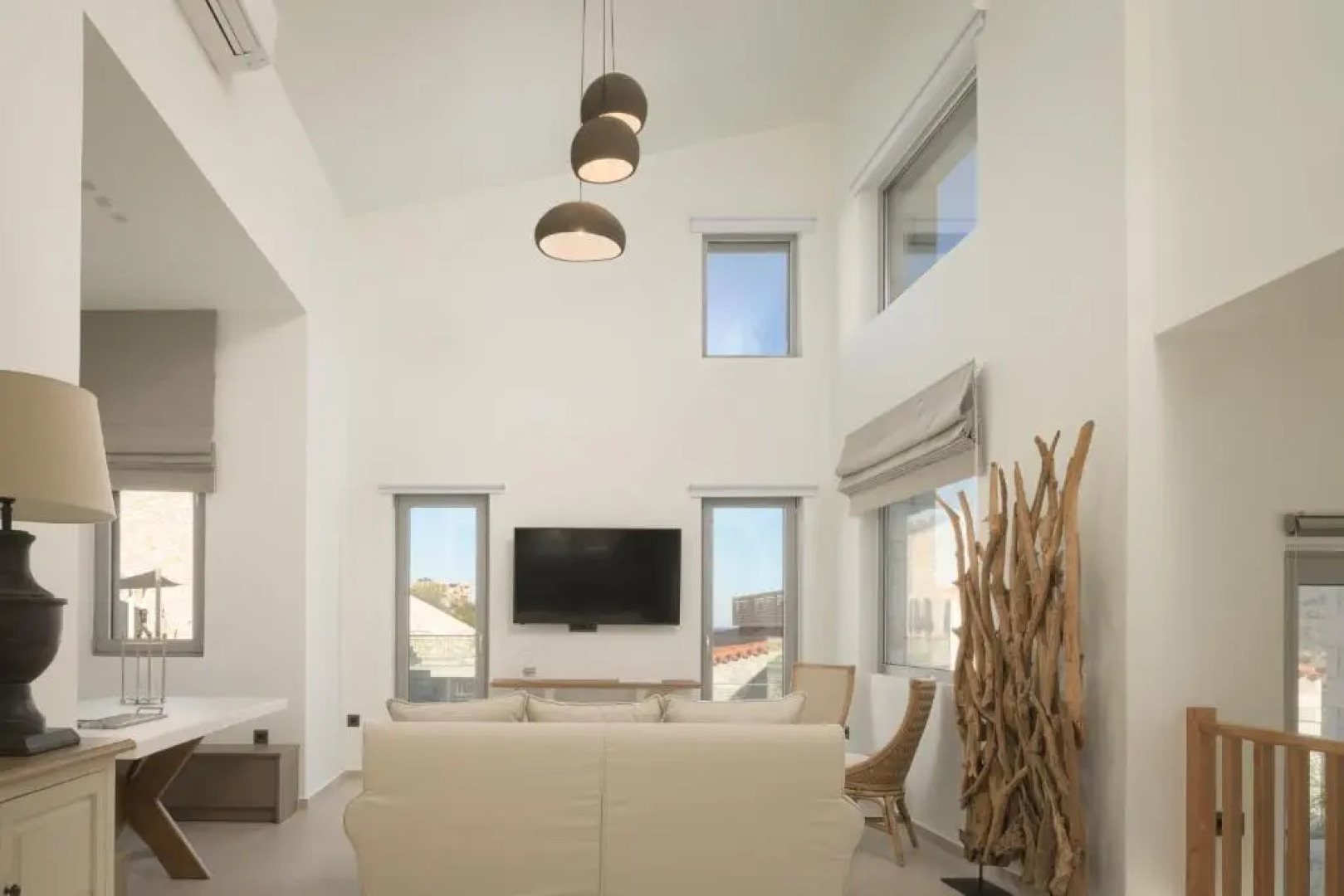 ViveVerde Villa, featuring 3 Pools - Walking distance to Beach & Shops, By ThinkVilla