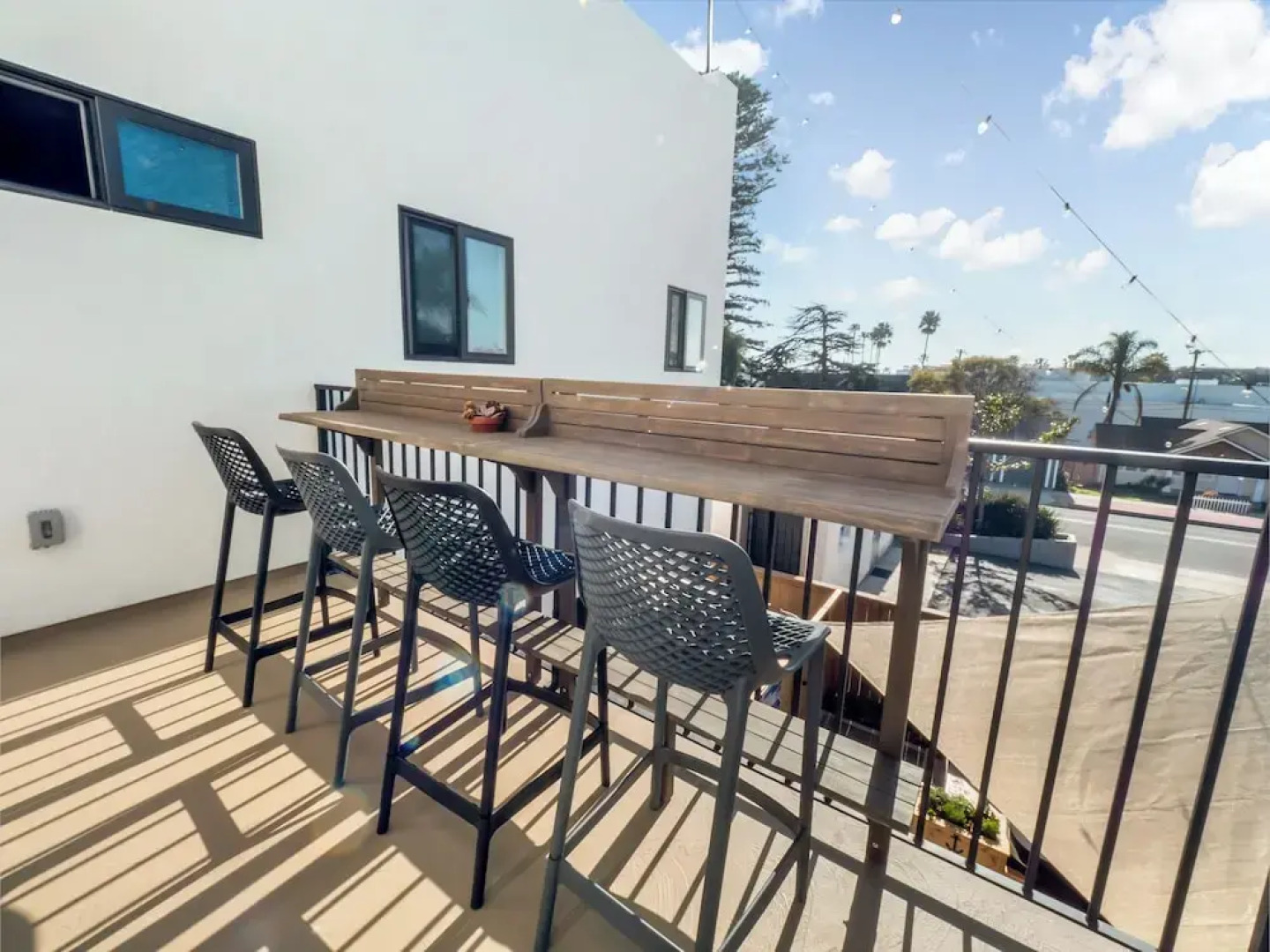 Rise Suites Oceanside