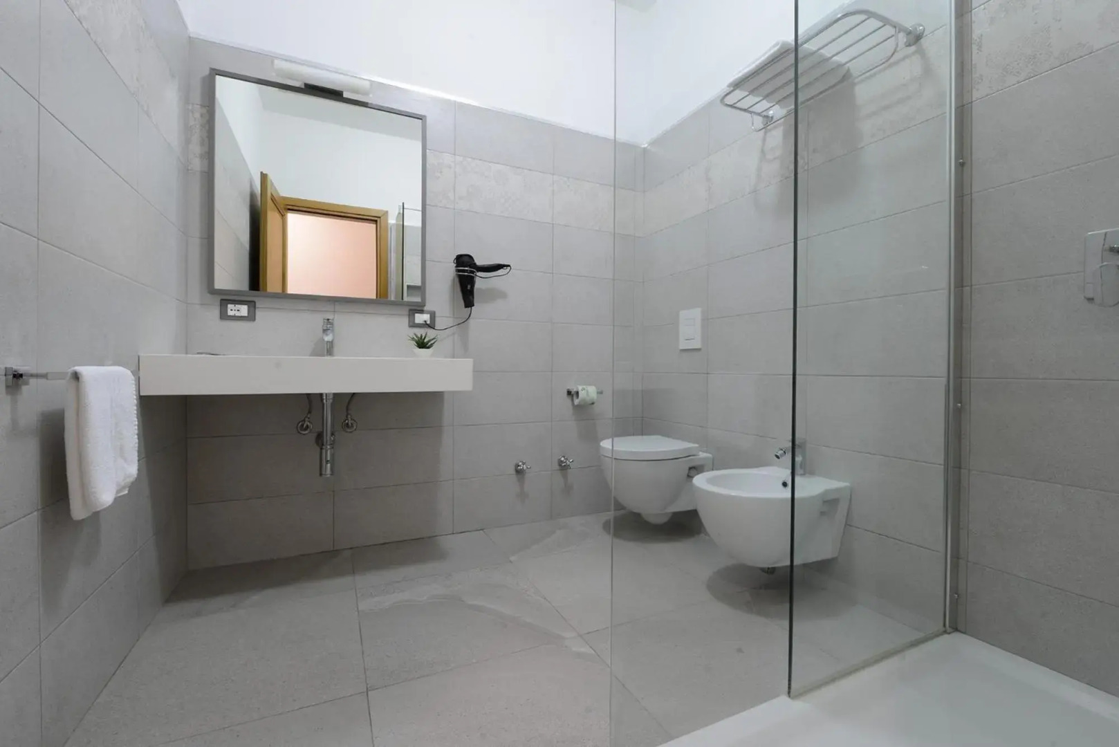 Oasis Hotel Residence & Resort