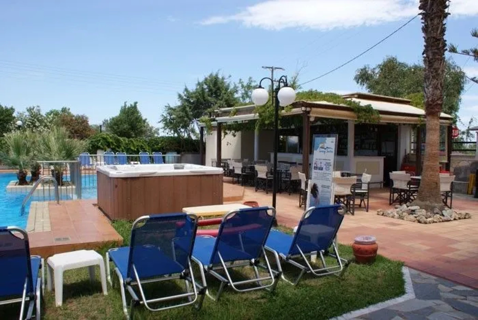 Sunny Suites Apartments