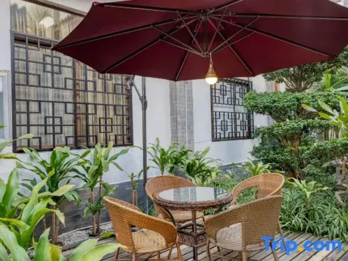 Mingdian Holiday Hotel