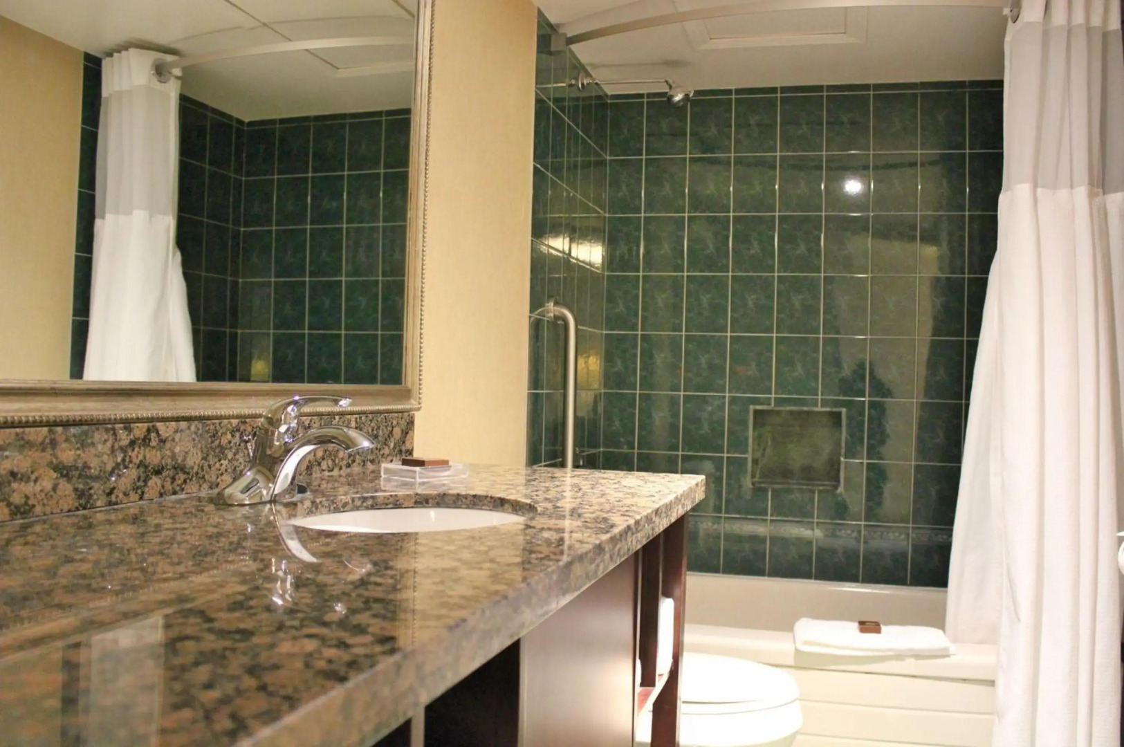 Prestige Vernon Lodge and Conference Centre