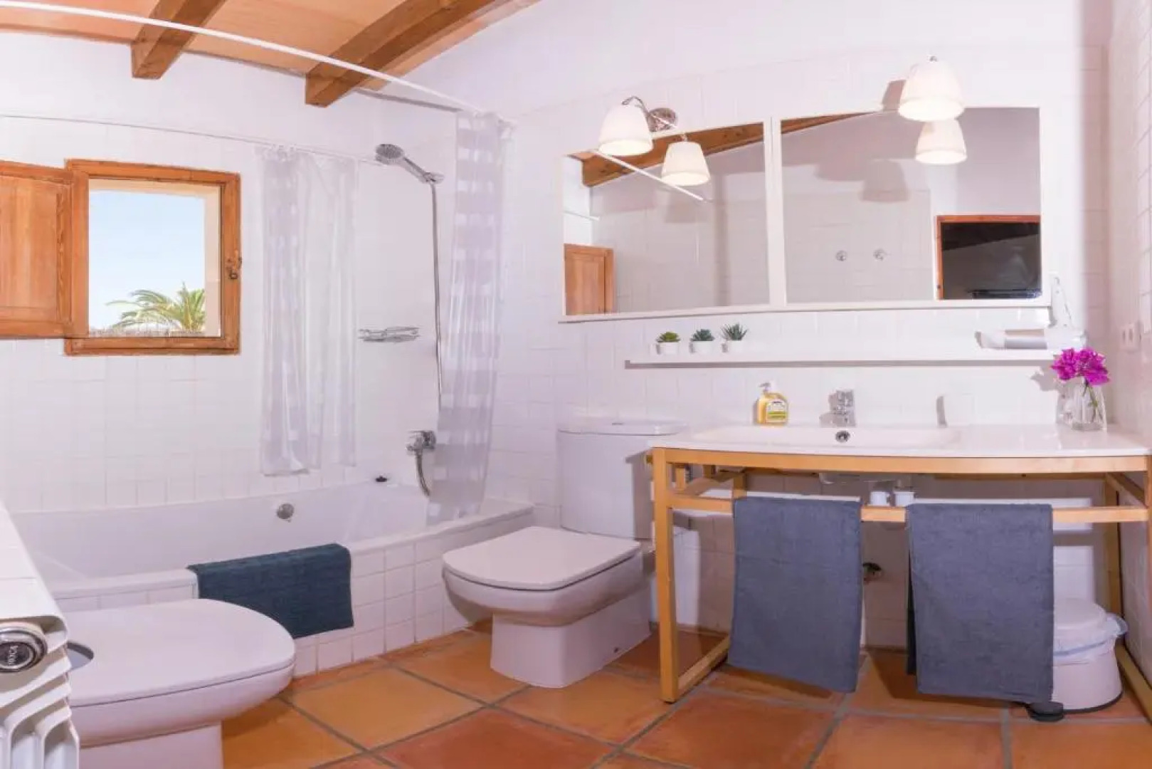 Preciosa casa con piscina a 1 Km de Santa Maria del cami