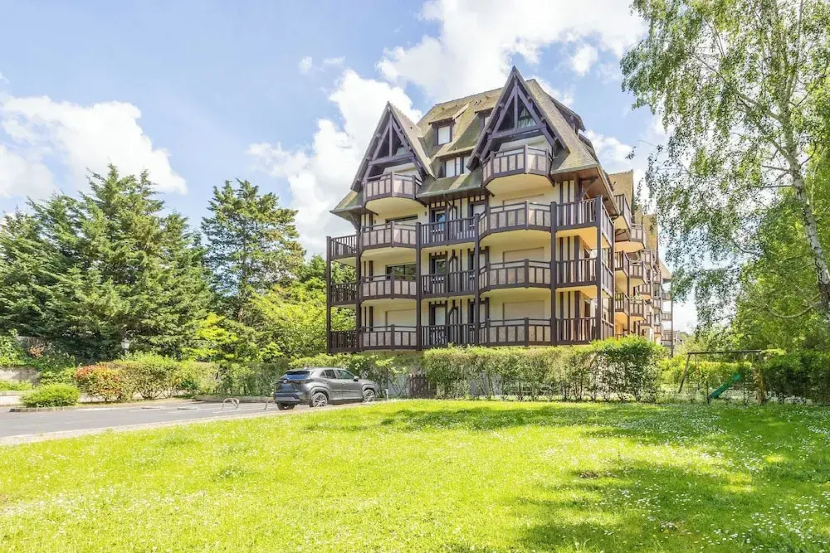 Cosy apt With Parking & Balcony - 4P - Deauville