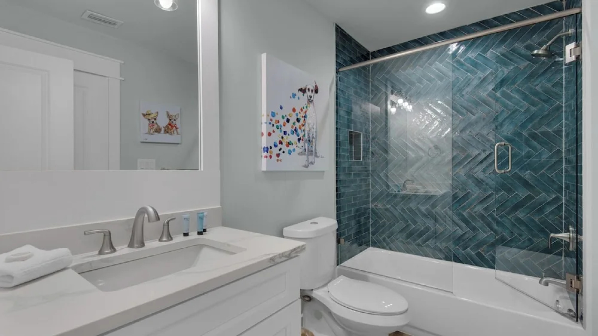 Designer Finishes, Arcade Room, Sleeps 14 & Next to Alys